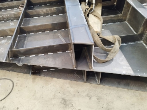 obróbka metalu i spawanie usługi (21)