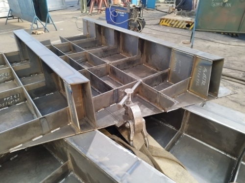 obróbka metalu i spawanie usługi (22)