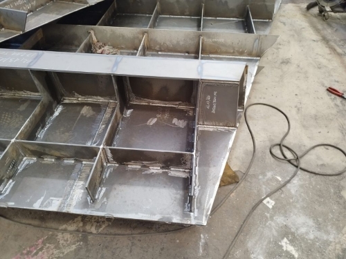 obróbka metalu i spawanie usługi (24)