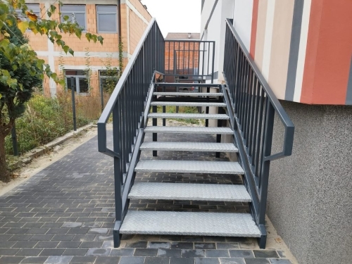 obróbka metalu i spawanie usługi (5)