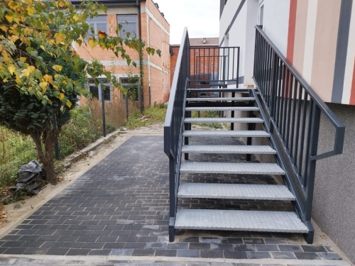 obróbka metalu i spawanie usługi (6)